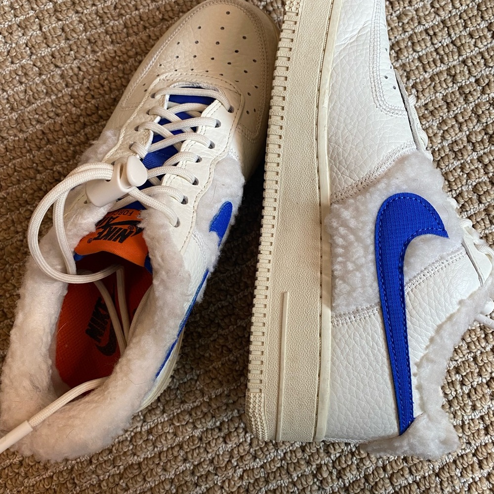 Women’s size 7.5 Nike Air Airforce 1 - Picture 3 of 5